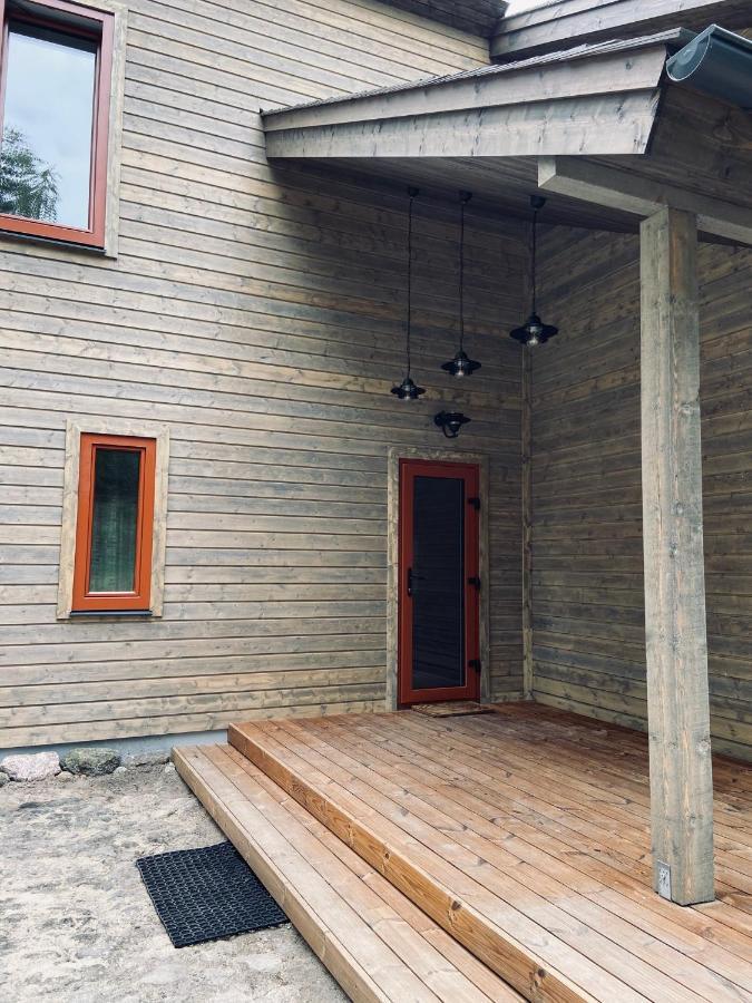 Roze Guest Houses Sklandas Bernāti エクステリア 写真