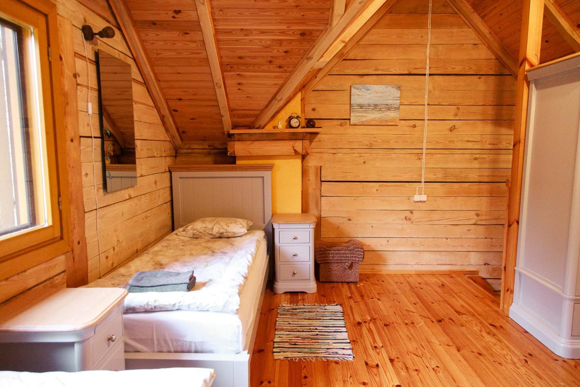 Roze Guest Houses Sklandas Bernāti エクステリア 写真