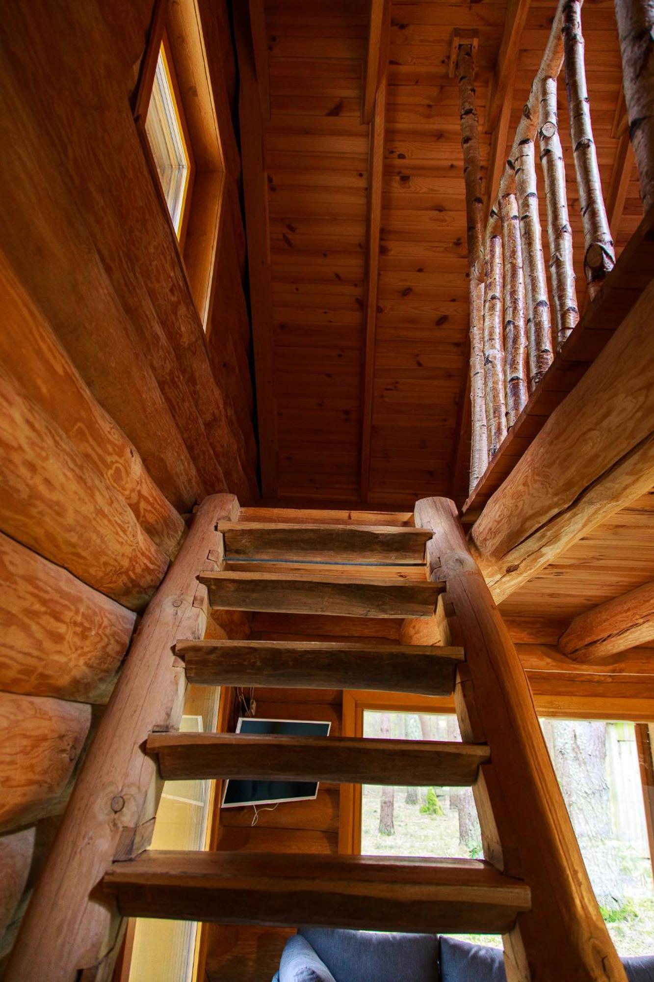 Roze Guest Houses Sklandas Bernāti エクステリア 写真