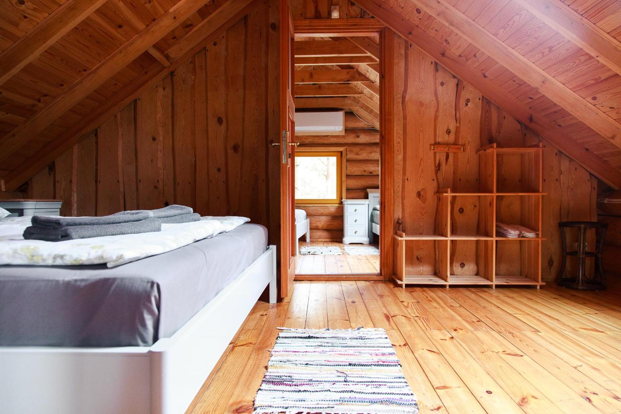Roze Guest Houses Sklandas Bernāti エクステリア 写真