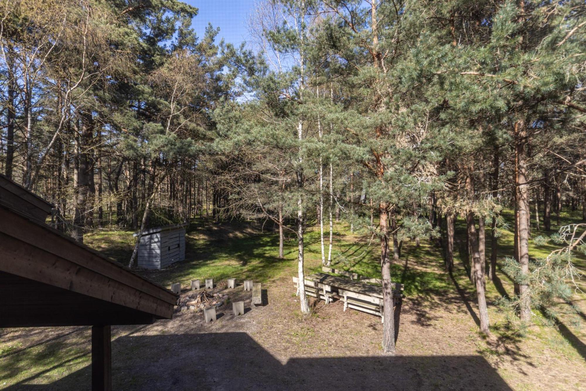 Roze Guest Houses Sklandas Bernāti エクステリア 写真