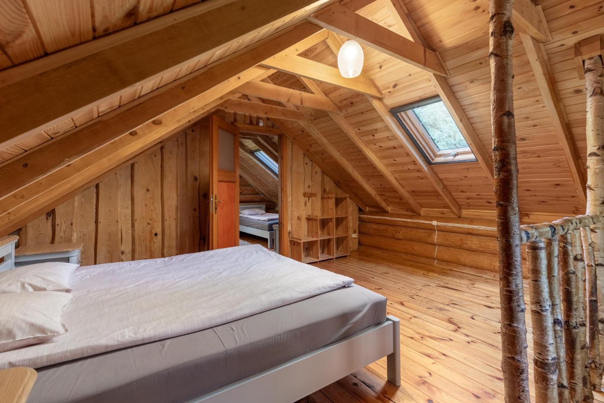 Roze Guest Houses Sklandas Bernāti エクステリア 写真