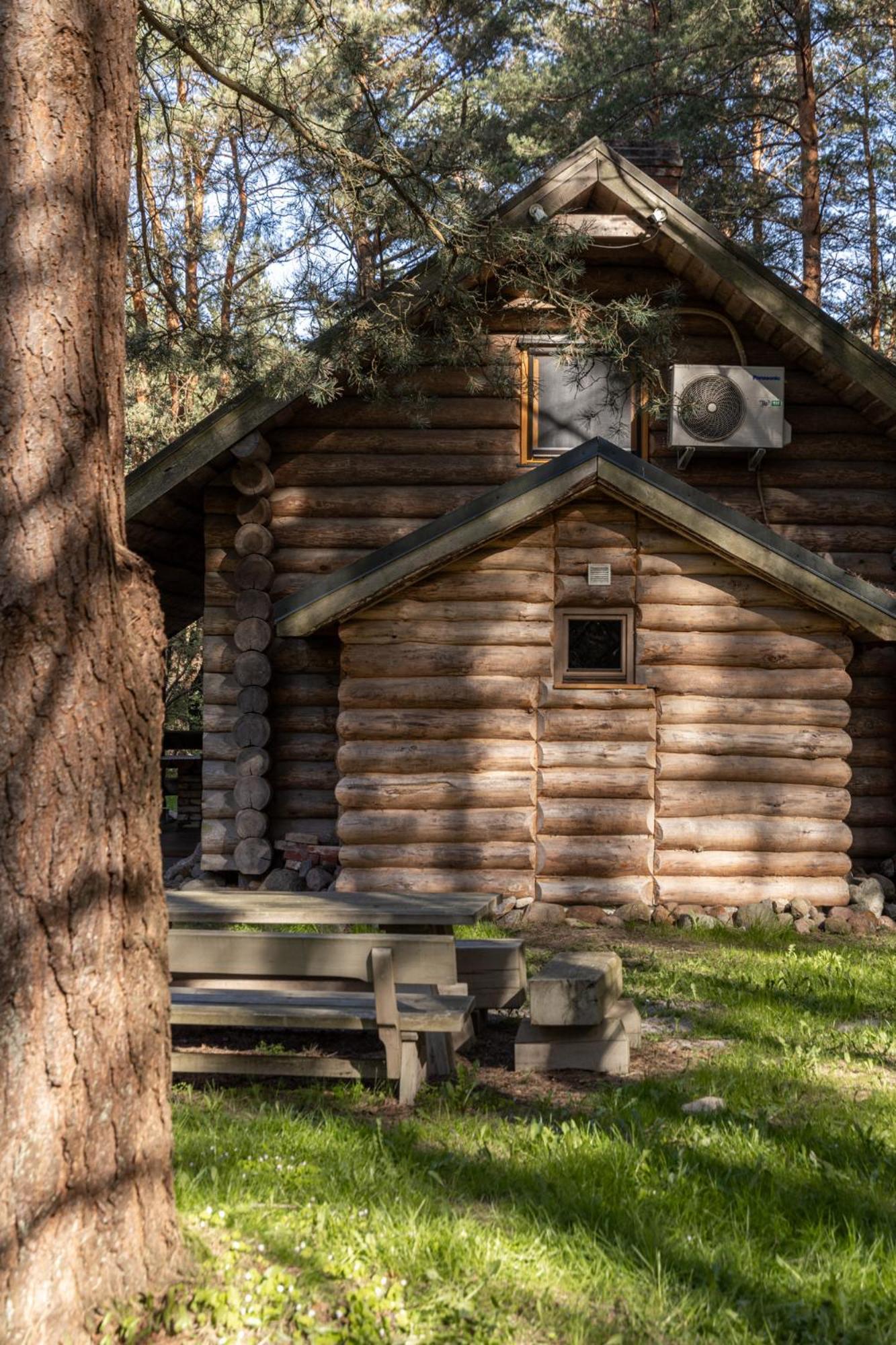 Roze Guest Houses Sklandas Bernāti エクステリア 写真